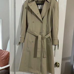 London Fog Ladies Trenchcoat